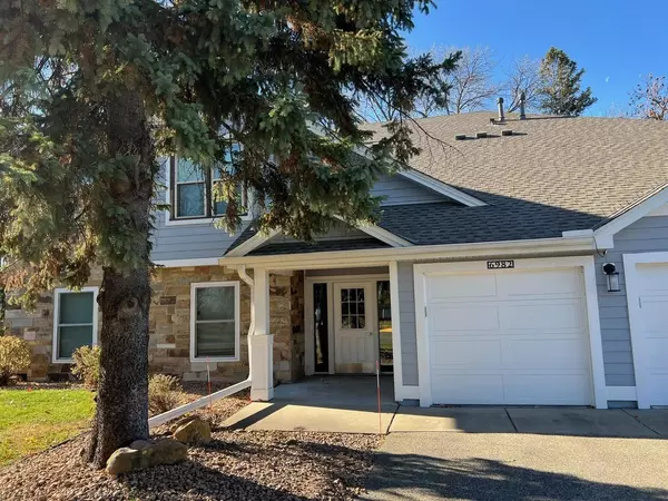 6982 Langford CT, Edina, MN 55436