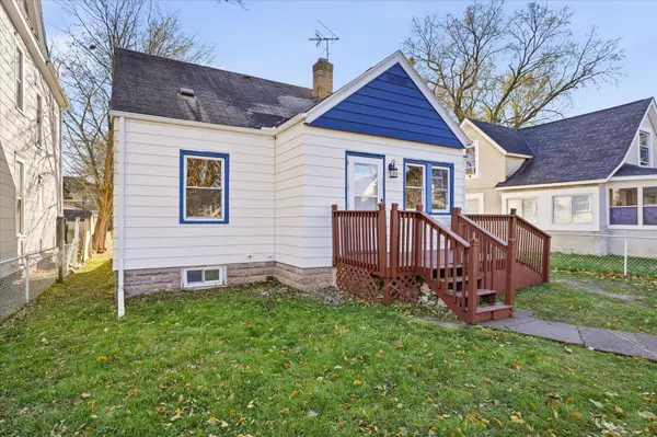 Saint Paul, MN 55106,772 Jessamine AVE E