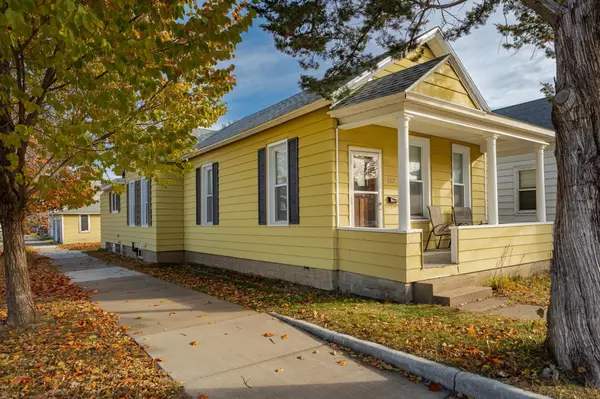 Winona, MN 55987,552 E 4th St