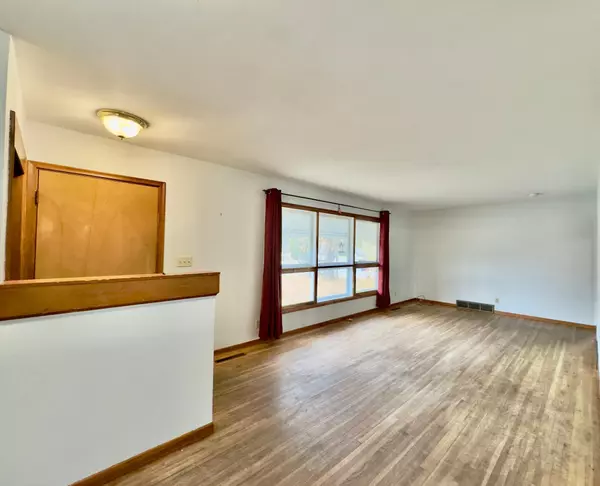 Bemidji, MN 56601,1708 Irvine AVE NW