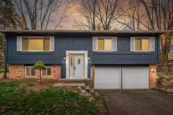 16941 Gannon WAY W, Lakeville, MN 55068