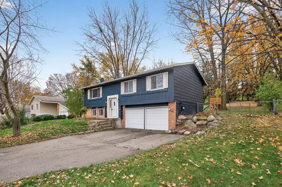 16941 Gannon WAY W, Lakeville, MN 55068