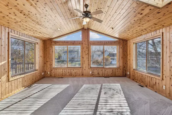 Bloomington, MN 55438,10431 Rhode Island CIR