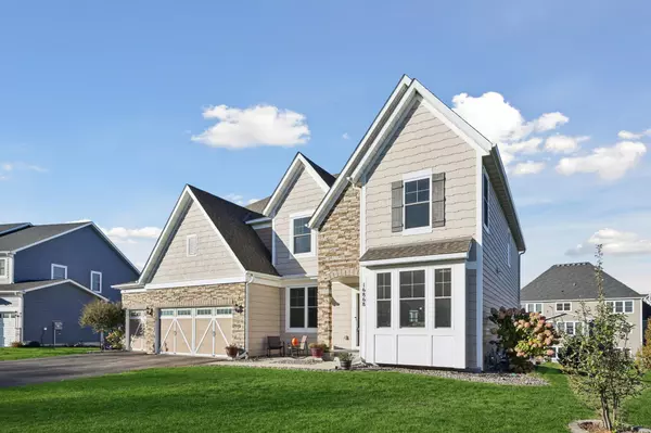 Eden Prairie, MN 55347,16868 Reeder RDG