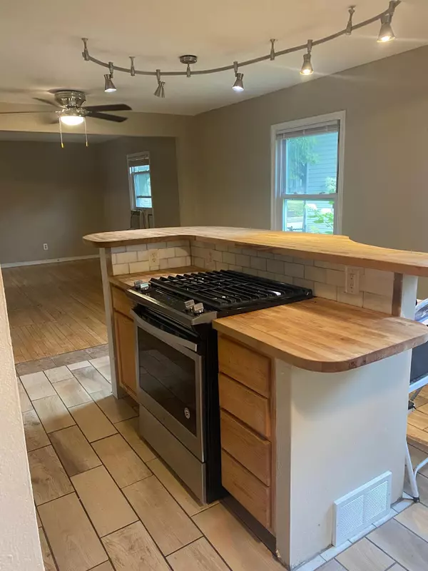 Minneapolis, MN 55418,3646 3rd ST NE