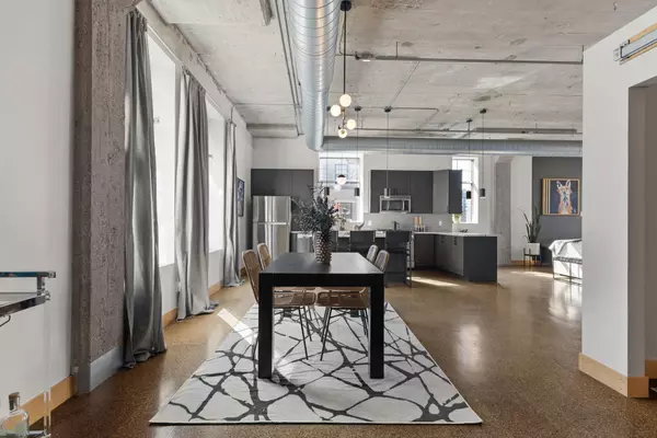 Minneapolis, MN 55401,918 3rd ST #204