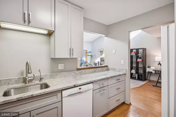 White Bear Lake, MN 55110,3150 Glen Oaks AVE #310A