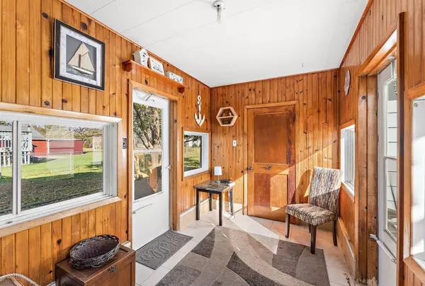 Lake City, MN 55041,925 S Prairie ST