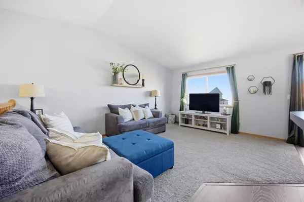 West Fargo, ND 58078,1054 42nd AVE W