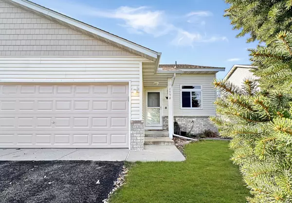 1556 Chartreux AVE, Shakopee, MN 55379