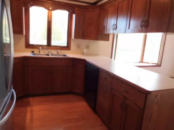 Elbow Lake, MN 56531,314 10th Ave SE