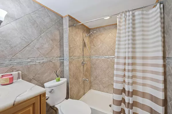 Brooklyn Park, MN 55443,3725 80th AVE N