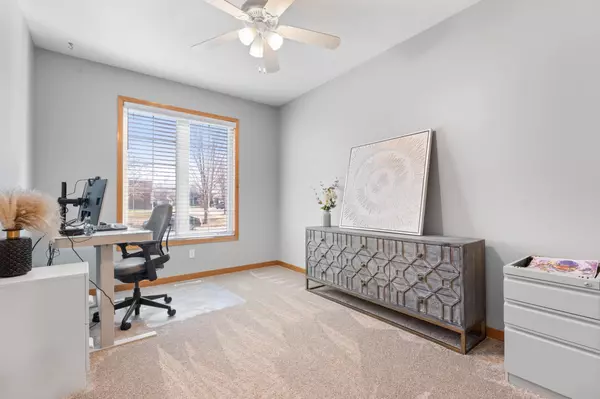 Kasson, MN 55944,805 23rd St CIR NE