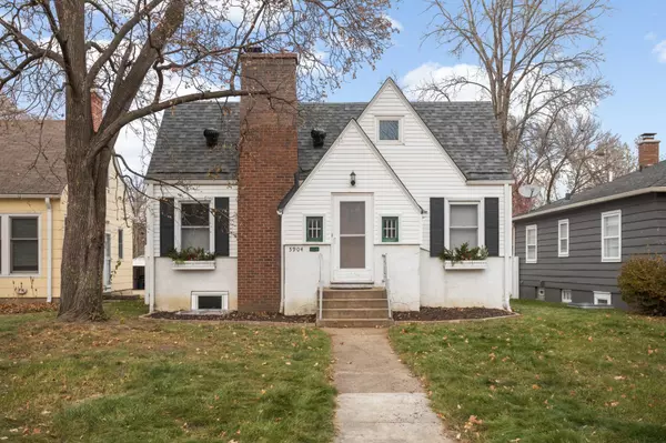 5904 Minnetonka BLVD, Saint Louis Park, MN 55416