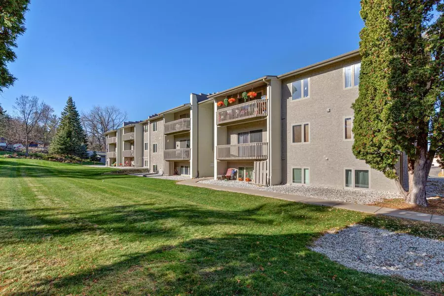 1107 Highland AVE, Northfield, MN 55057