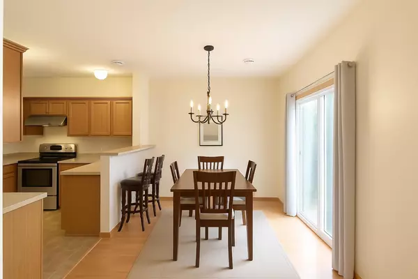 Apple Valley, MN 55124,6869 Folkestone RD #614