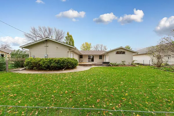 Mankato, MN 56001,2609 E Main ST