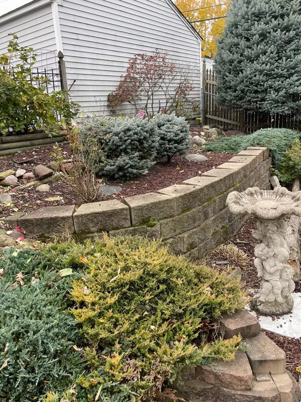 Lauderdale, MN 55113,1803 Eustis ST