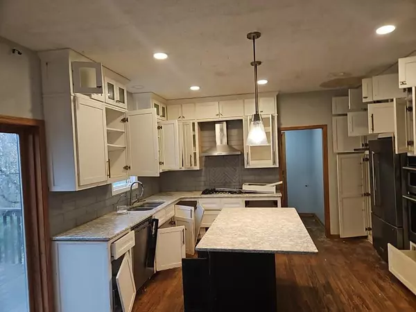 Savage, MN 55378,13867 Virginia AVE S