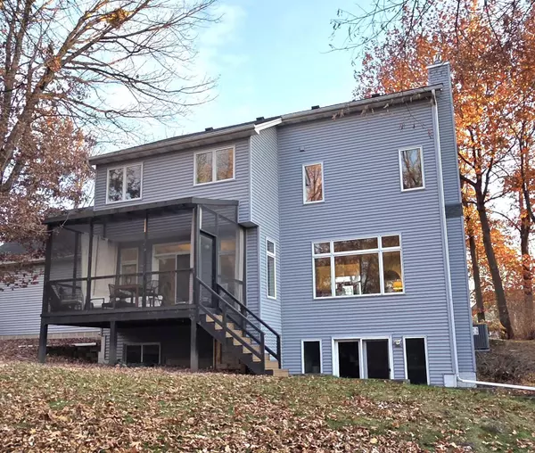 Lino Lakes, MN 55038,1351 Hunters RDG