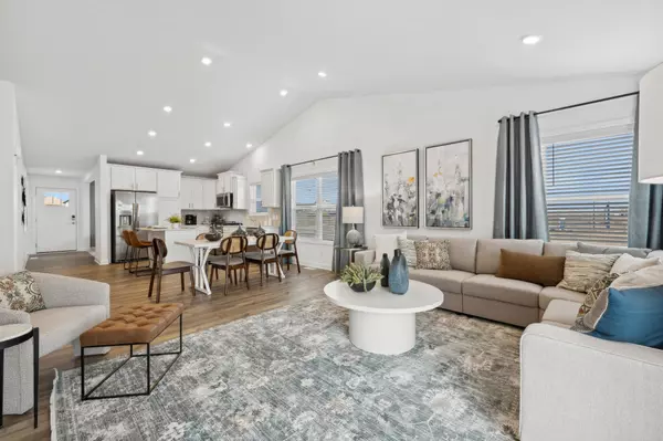 Oakdale, MN 55128,7942 42nd ST N