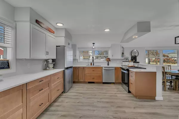 Willmar, MN 56201,1105 Florence LN