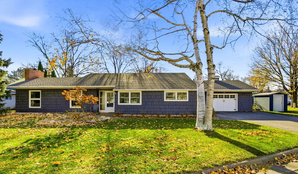 1105 Florence LN, Willmar, MN 56201