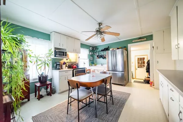 Hawley, MN 56549,620 6th ST