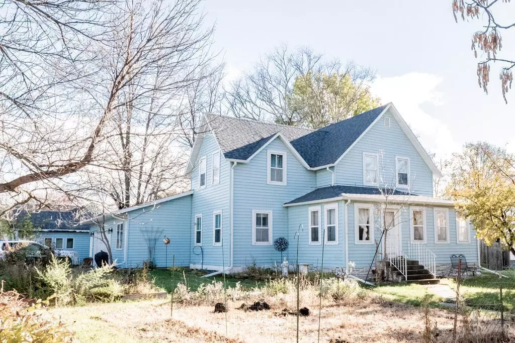 Hawley, MN 56549,620 6th ST