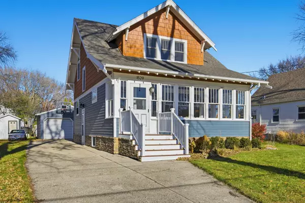 Fargo, ND 58103,1529 4th AVE S