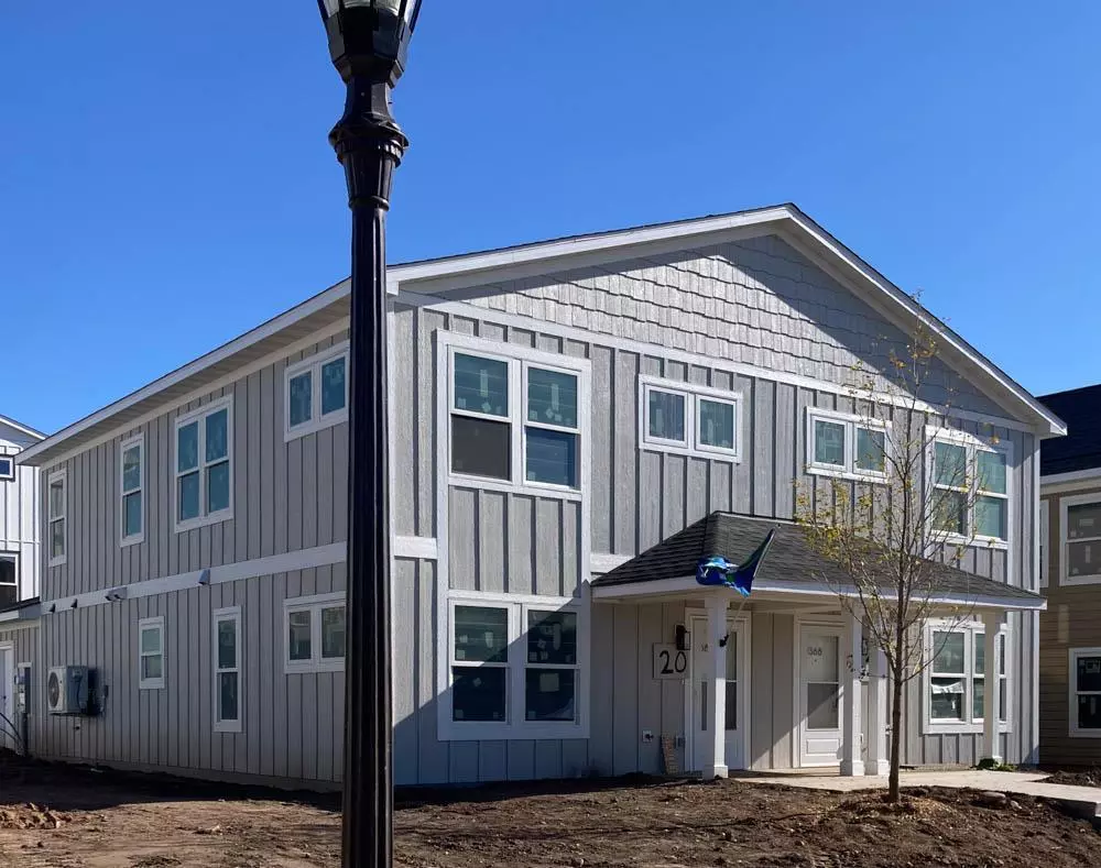 Saint Paul, MN 55119,1368 Winthrop ST N #1