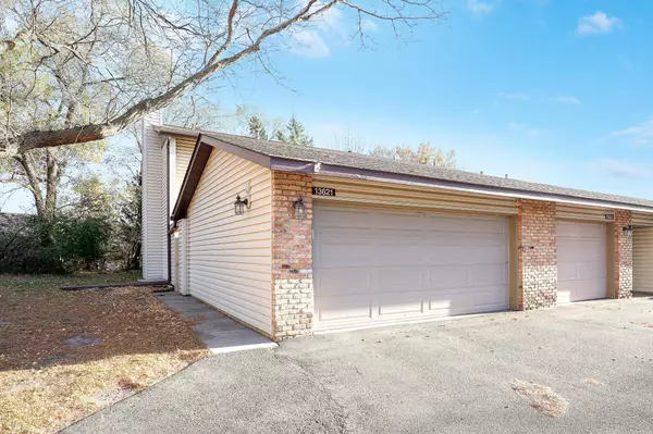 Burnsville, MN 55337,13621 Heather Hills DR