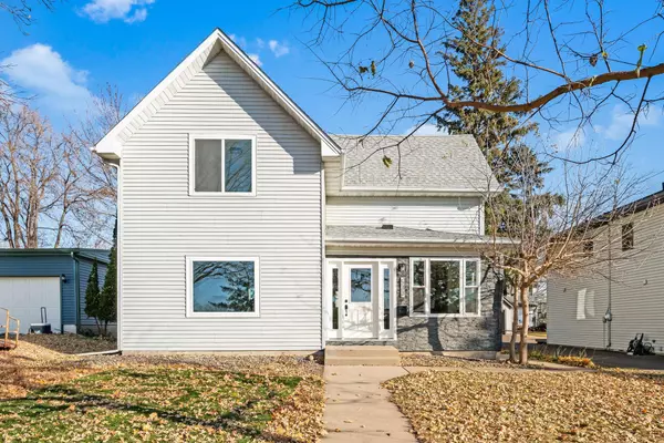 Hopkins, MN 55343,533 7th AVE S