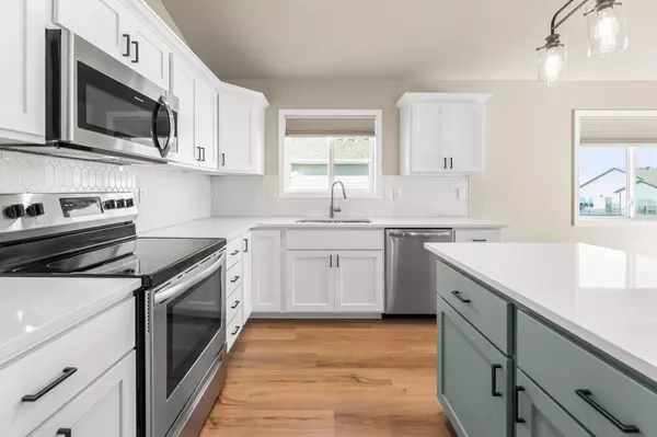 Horace, ND 58047,6009 80th AVE S