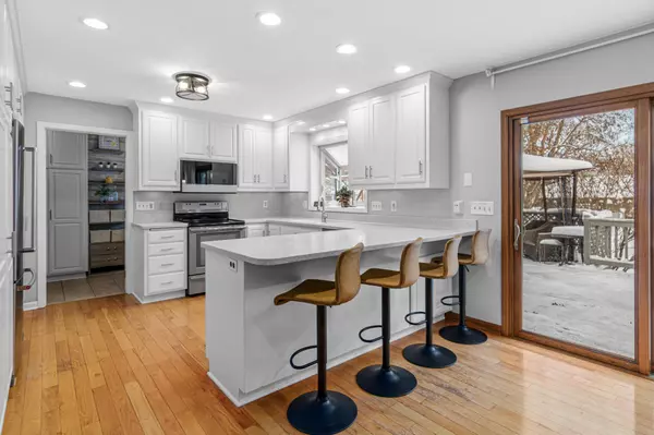 Shoreview, MN 55126,5816 Oxford ST N