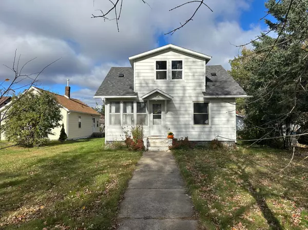 Crosby, MN 56441,413 4th ST SW