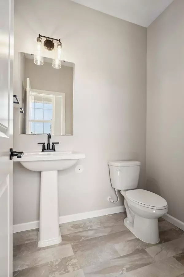 Blaine, MN 55449,12584 Erskin ST NE