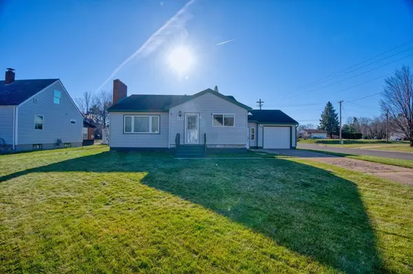 529 W 4th AVE, Keewatin, MN 55753