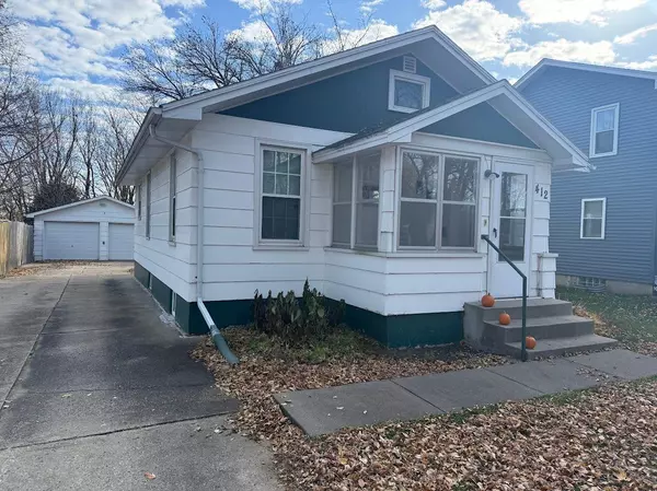 412 Angel AVE SW, Watertown, MN 55388