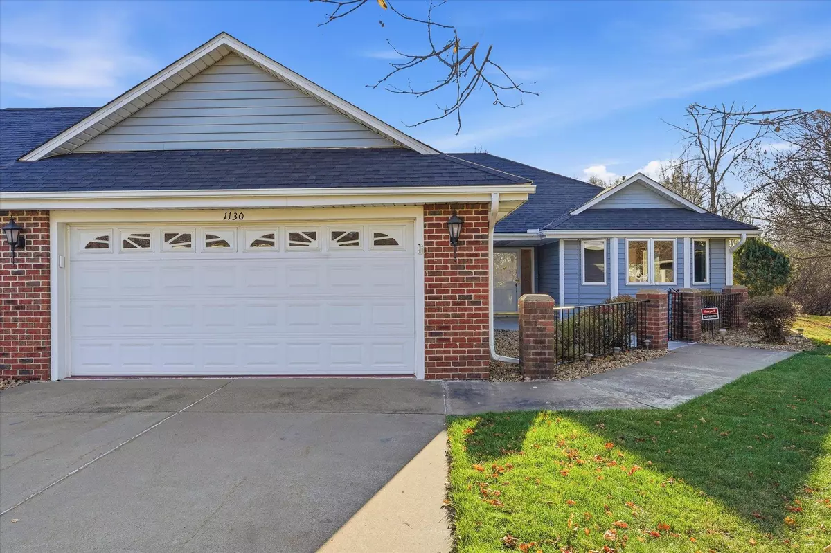 Shoreview, MN 55126,1130 Lois CT