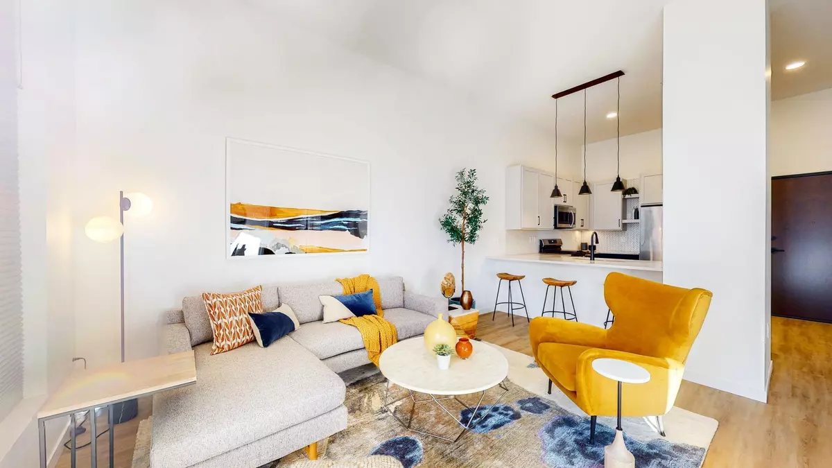 Minneapolis, MN 55415,650 Portland AVE S #545