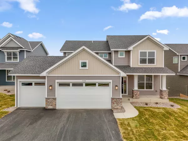 7566 Upper 42nd ST N, Oakdale, MN 55128