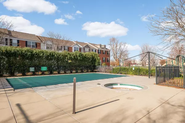 Shakopee, MN 55379,4474 Bulrush BLVD