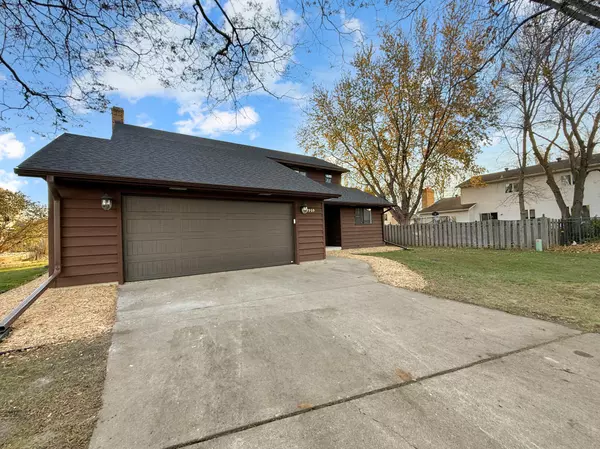 Fargo, ND 58102,2939 Maple ST N