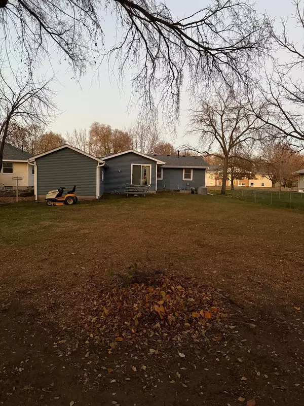 Monticello, MN 55362,612 E 3rd ST