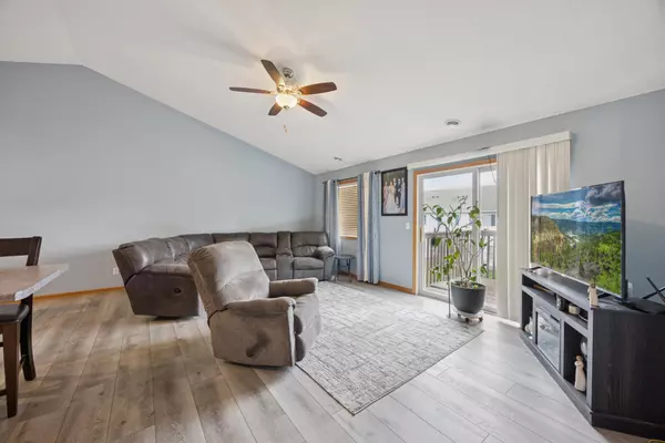 Apple Valley, MN 55124,15356 Floret WAY