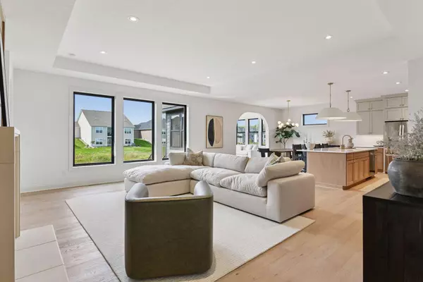 Minnetrista, MN 55331,4564 Meadowview LN