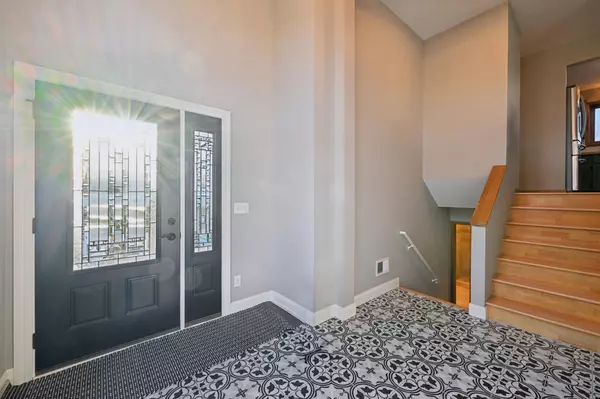 Montrose, MN 55363,118 Crystal CT