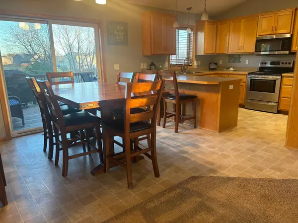 Cambridge, MN 55008,1802 Independence ST S