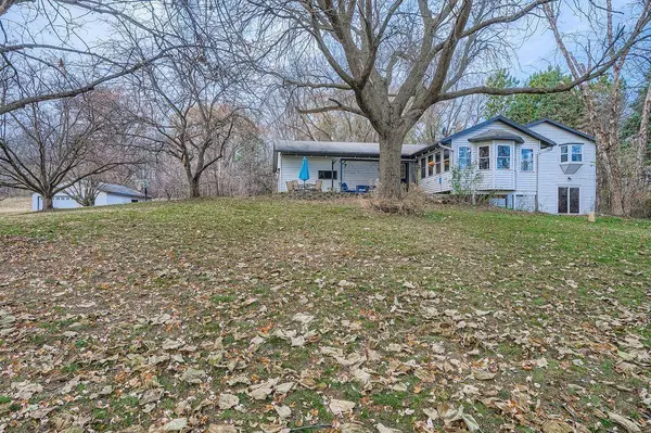 21581 Creekside CIR, Credit River Twp, MN 55044